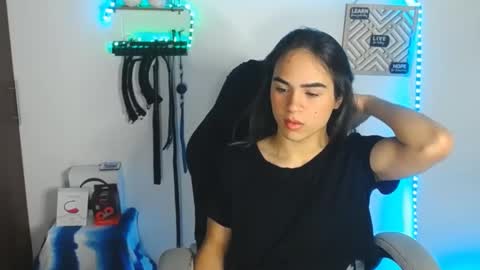 Cute horny1 online show from 02-02-25, 05:53