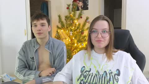 Snapshot of cute_junk chatting on 01-11-25, 07:05 Kite and Jack online show from 01-11-25, 07:05