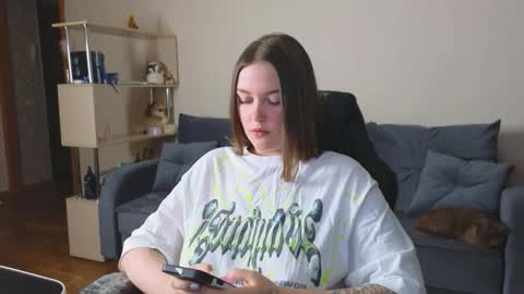 Snapshot of cute_junk chatting on 09-08-25, 07:13 Kite and Jack online show from 09-08-25, 07:13