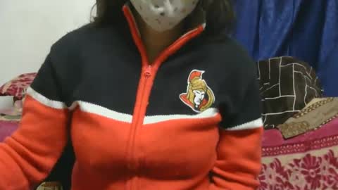 Snapshot of cute_kashmira99 chatting on 01-14-25, 11:16 kashmira online show from 01-14-25, 11:16