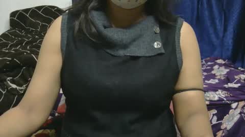 Snapshot of cute_kashmira99 chatting on 02-04-25, 01:34 kashmira online show from 02-04-25, 01:34