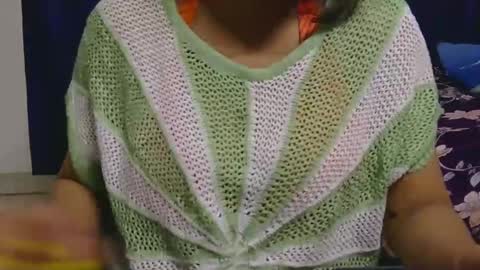 Snapshot of cute_kashmira99 chatting on 03-10-25, 08:59 kashmira online show from 03-10-25, 08:59