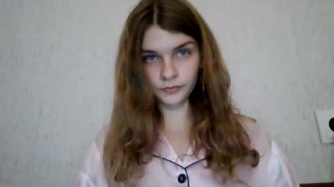 cute_kitte online show from 12-14-24, 07:14