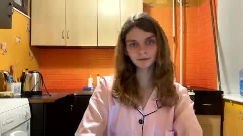 cute_kitte online show from 12-26-24, 09:15