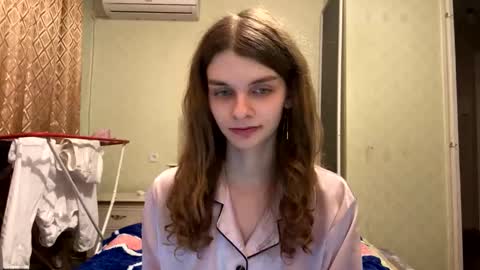 cute_kitte online show from 09-26-25, 04:33