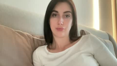 cute_kriss94 online show from 06-12-26, 06:07