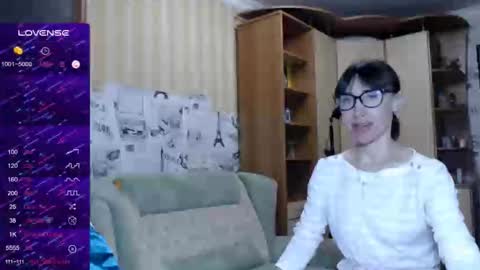 Snapshot of cute_lion_ chatting on 03-09-25, 11:14 cute_lion_ online show from 03-09-25, 11:14