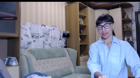 Snapshot of cute_lion_ chatting on 09-15-25, 12:05 cute_lion_ online show from 09-15-25, 12:05