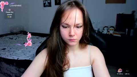 Snapshot of cute_little_ass chatting on 02-14-26, 02:41 Emily online show from 02-14-26, 02:41