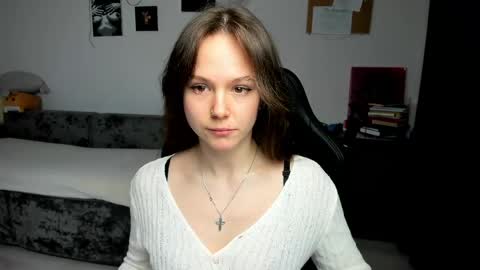 Snapshot of cute_little_ass chatting on 04-15-26, 04:14 Emily online show from 04-15-26, 04:14
