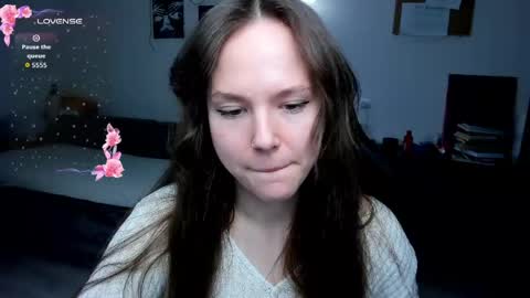 Snapshot of cute_little_ass chatting on 04-19-26, 06:10 Emily online show from 04-19-26, 06:10