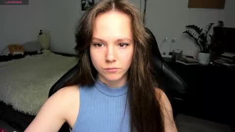 Snapshot of cute_little_ass chatting on 05-05-26, 03:09 Emily online show from 05-05-26, 03:09
