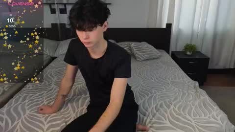 Snapshot of cute_mikex chatting on 10-21-25, 02:56 Mike online show from 10-21-25, 02:56