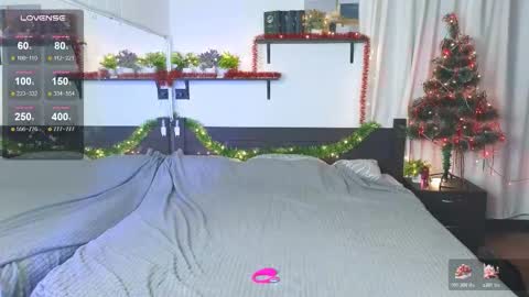 Snapshot of cute_mikex chatting on 12-15-25, 08:24 Mike online show from 12-15-25, 08:24