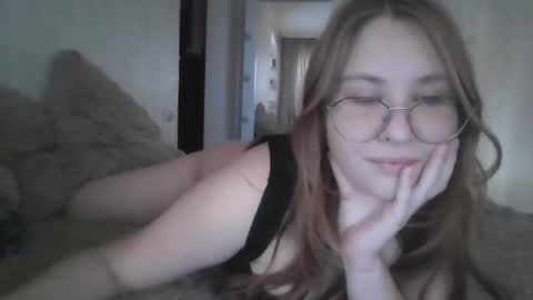 Veronica online show from 12-13-24, 08:41