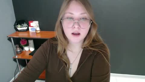 Veronica online show from 01-10-25, 10:28