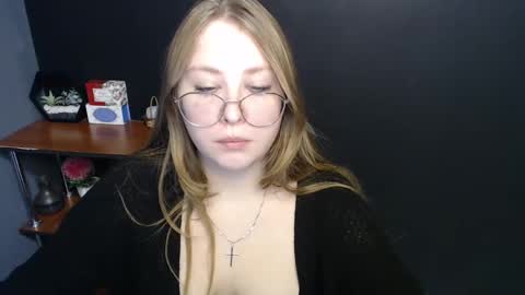 Veronica online show from 01-22-25, 10:29