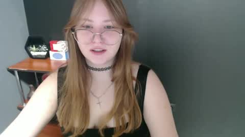 Veronica online show from 01-30-25, 07:39