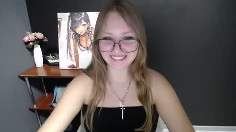 Veronica online show from 09-16-25, 06:36
