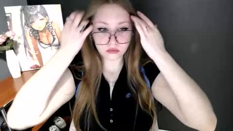 Snapshot of cute_minx chatting on 06-01-26, 06:26 Veronica online show from 06-01-26, 06:26
