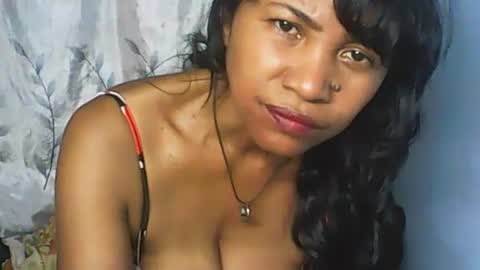 Snapshot of cute_moll chatting on 03-01-25, 12:45 murielle online show from 03-01-25, 12:45