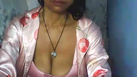 Snapshot of cute_moll chatting on 11-02-25, 02:19 murielle online show from 11-02-25, 02:19