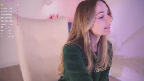 Snapshot of cute_pie_an chatting on 10-12-25, 01:48 AN online show from 10-12-25, 01:48