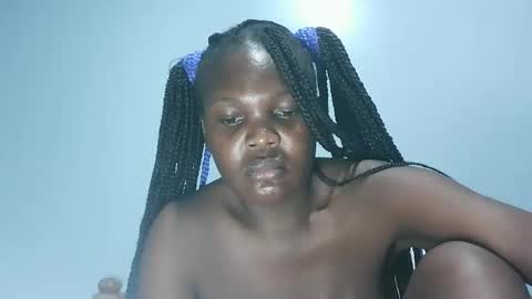 cute_roxie online show from 02-17-25, 10:36