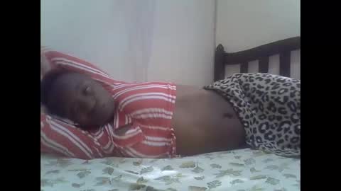 cute_savanna online show from 10-08-25, 05:05