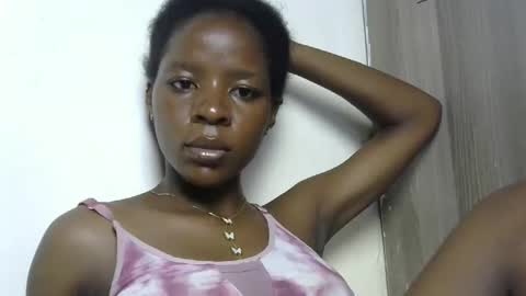 Snapshot of cute_sexy3 chatting on 01-21-25, 07:39 SHARON online show from 01-21-25, 07:39