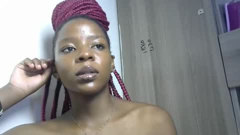 Snapshot of cute_sexy3 chatting on 01-30-25, 12:27 SHARON online show from 01-30-25, 12:27