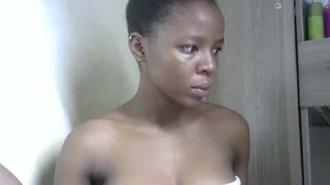 Snapshot of cute_sexy3 chatting on 02-16-25, 11:05 SHARON online show from 02-16-25, 11:05