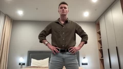 cute_skywalker online show from 11-05-25, 05:13