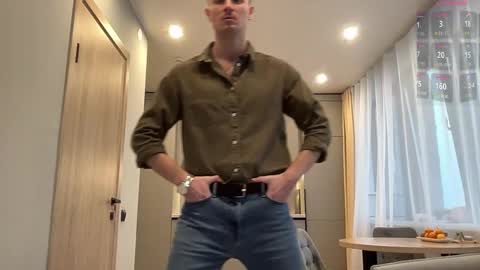 cute_skywalker online show from 11-29-25, 08:06