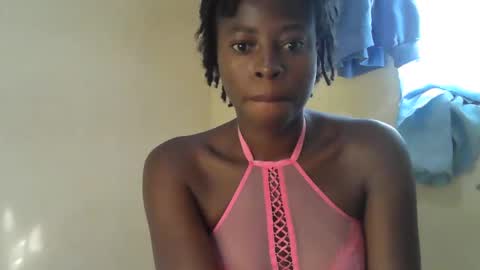 Snapshot of cute_sonny chatting on 06-01-26, 05:20 cute_sonny online show from 06-01-26, 05:20