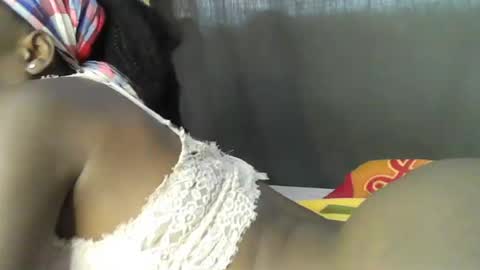 Snapshot of cute_sonny chatting on 06-13-26, 04:43 cute_sonny online show from 06-13-26, 04:43