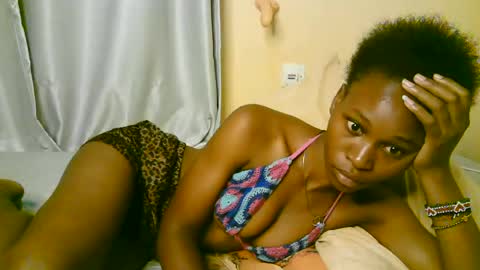 cute_tasha online show from 06-11-26, 02:00