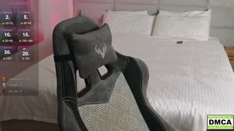 Thomas -  online show from 01-12-25, 09:19