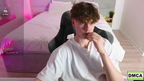 Thomas -  online show from 02-12-25, 02:45