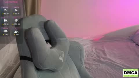 Thomas -  online show from 10-08-25, 06:16