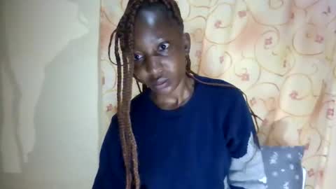 Snapshot of cute_xeniah chatting on 10-31-25, 02:34 cute_xeniah online show from 10-31-25, 02:34