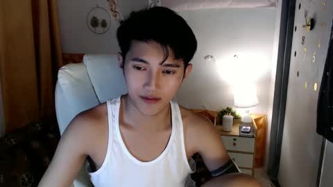 Snapshot of cuteasiancock98 chatting on 03-04-25, 05:53 Steph online show from 03-04-25, 05:53