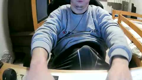 Cuteboy090 online show from 03-20-26, 11:42