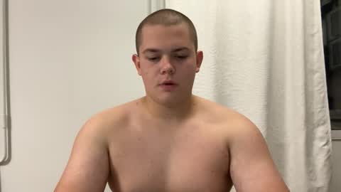 Snapshot of cutebutnaughty_ chatting on 10-09-25, 06:39 Alex online show from 10-09-25, 06:39