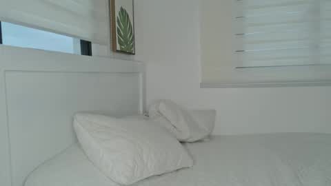 Snapshot of cutecouplereal chatting on 07-09-26, 10:58 Cute Couple Real online show from 07-09-26, 10:58