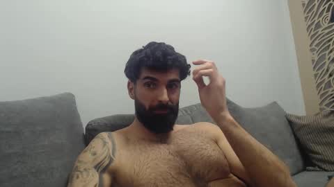 cuteeboy online show from 02-12-26, 08:04