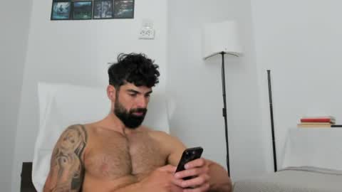 cuteeboy online show from 06-18-26, 05:19