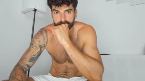 cuteeboy online show from 07-14-26, 04:39