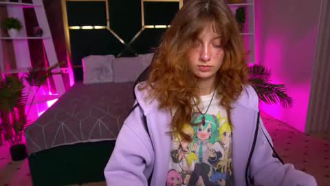 Snapshot of cuteefoxy chatting on 11-17-25, 02:34 Foxy online show from 11-17-25, 02:34