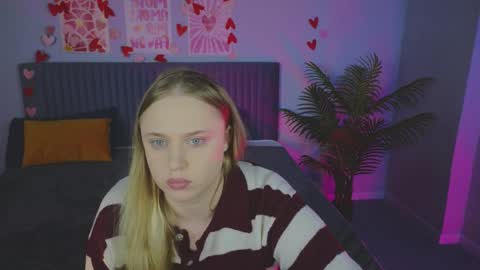 Amyy online show from 05-25-26, 01:22